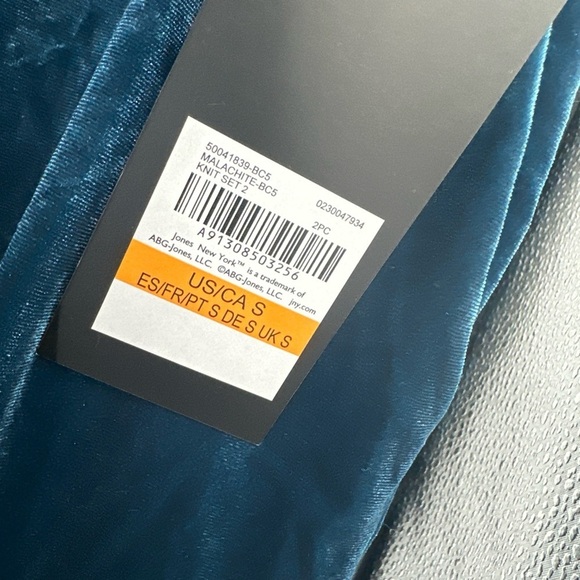 Jones New York Signature Velvet Jacket Pants Track Suit Lounge Set Size Small - Picture 5 of 6